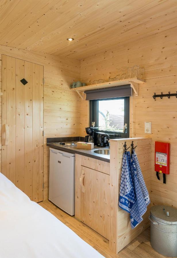 Vakantiepark Molenwaard Ottoland Bagian luar foto